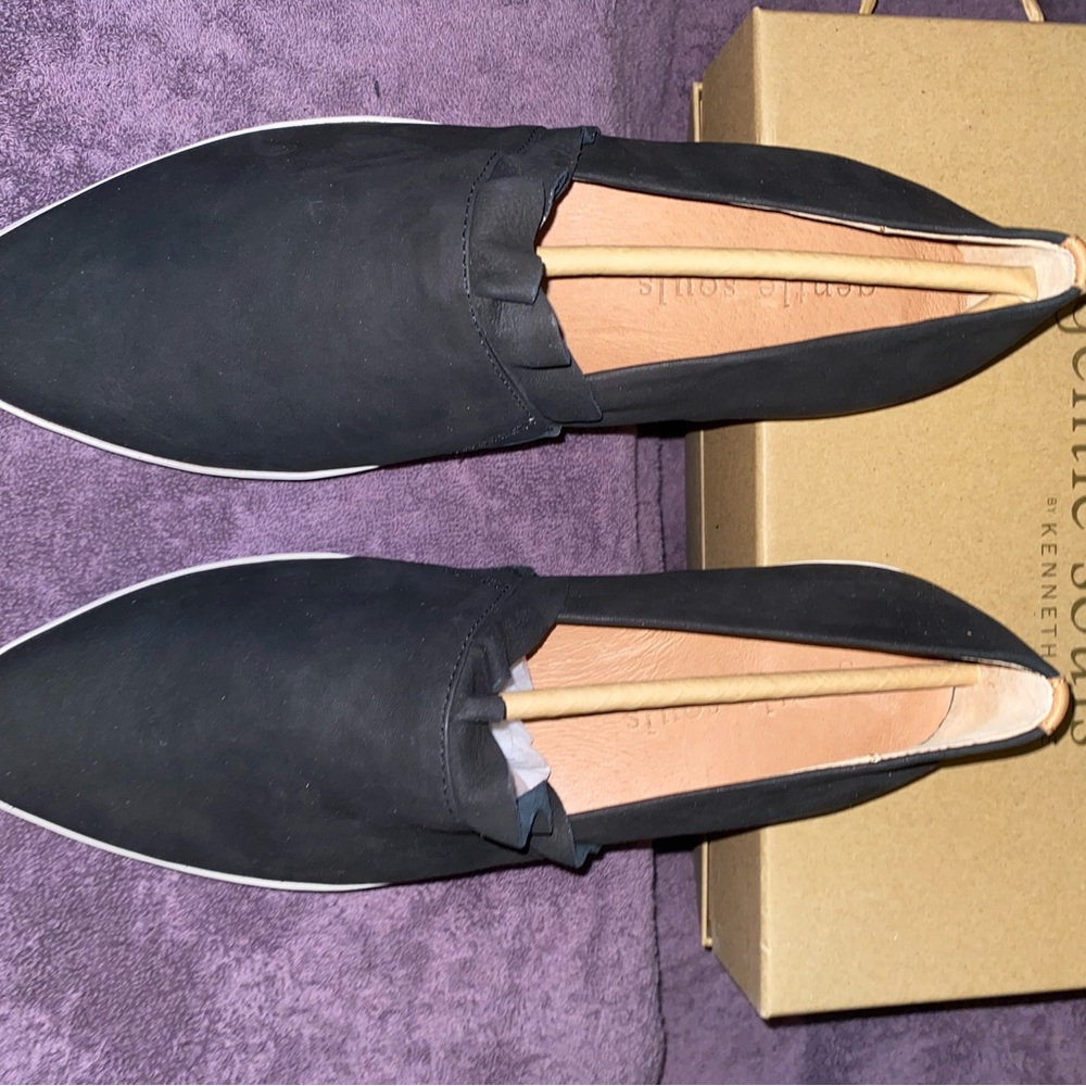 Kenneth Cole Gentle Souls AVERY